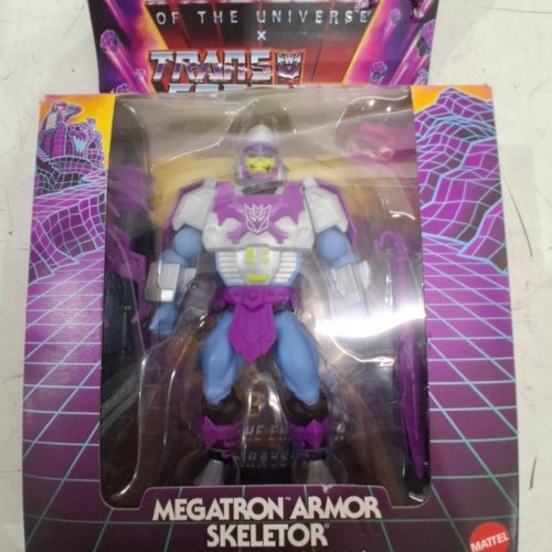 MASTERS OF THE UNIVERSE TRANSFORMERS MEGATRON ARMOR SKELETOR ACTION FIGURE - 5.5" image 3