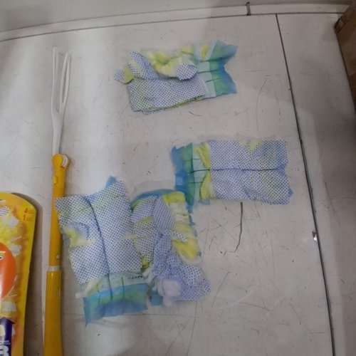 5PC SWIFFER EXTENDABLE DUSTERS KIT FOR MULTI SURFACE CLEANING - 3FT - YELLOW image 3
