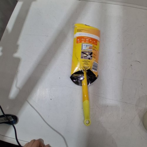 5PC SWIFFER EXTENDABLE DUSTERS KIT FOR MULTI SURFACE CLEANING - 3FT - YELLOW image 4