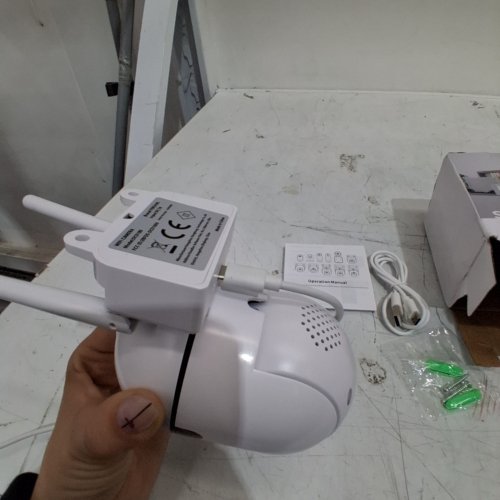 SMART WIFI AUTO TRACKING SECURITY CAMERA - SILICONE CASE - WHITE image 2