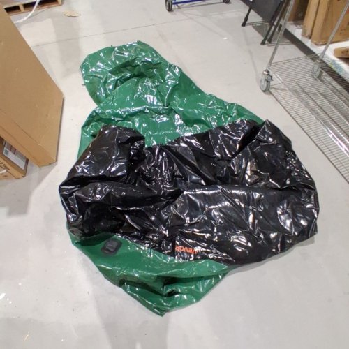 VEVOR ALL-WEATHER OUTDOOR STORAGE BOX - 230GAL CAPACITY - BLACK/GREEN (MODEL: JH-230) image 2