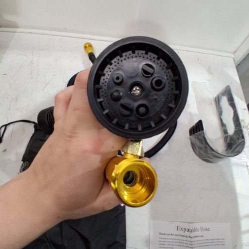 EXPANDABLE HOSE WITH 8-FUNCTION SPRAYER NOZZLE & WALL HOSE MOUNT - 25FT - BLACK image 3