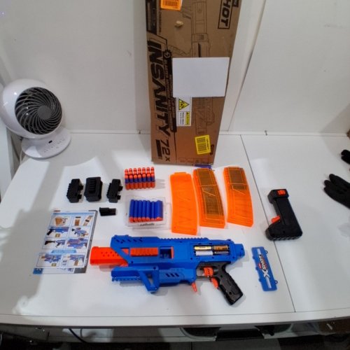 ZURU XSHOT MOTORIZED CLIP MANIA BLASTER WITH MULTI CHARGERS - BLUE AND ORANGE (STYLE: INSANITY) image 5