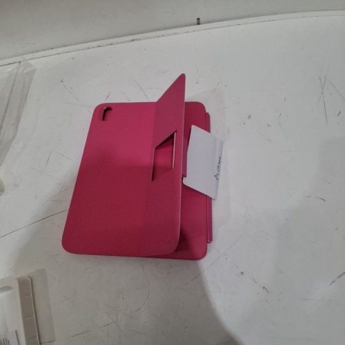 ESR REBOUND SERIES MAGNETIC KEYBOARD CASE FOR IPAD 10 - PINK image 4