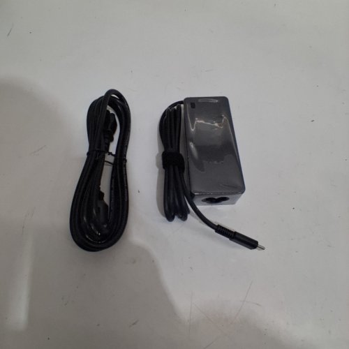 UNBRANDED USB-C AC ADAPTER - 65W, 100-240V INPUT - 5V TO 20V OUTPUT (MODEL: BRJ65B200325) image 2