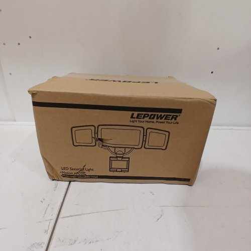 LEPOWER BATTERY POWERED LED FLOOD LIGHT- 3 HEAD MOTION- 1500LM,5000K - BLACK image 3