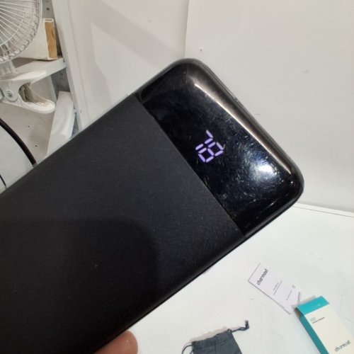 CHARMAST POWER BANK WITH BUILT IN CABLES - 10000 MAH - 5 3/4" - BLACK (MODEL: W1148) image 3