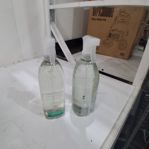 2 METHOD DAILY SHOWER SPRAY WITH PLANT BASED CLEANING POWER - EUCALYPTUS MINT - 828ML PER BOTTLE image 2