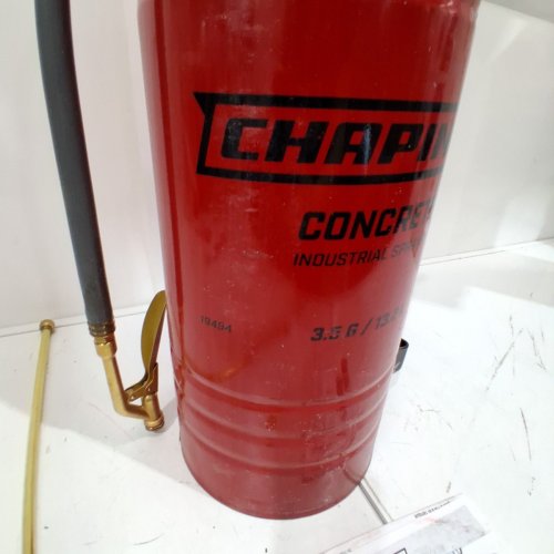 CHAPIN PROFESSIONAL INDUSTRIAL CONCRETE OPEN HEAD PUMP SPRAYER - 3.5GAL - RED/BLACK (MODEL:19494) image 3