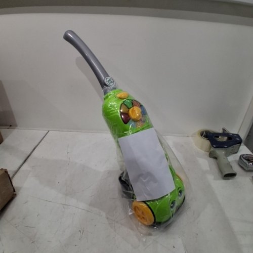 LEAP FROG PICK UP & COUNT VACUUM TOY WITH LIGHTS & SOUNDS - GREEN (MODEL: 6110) image 2