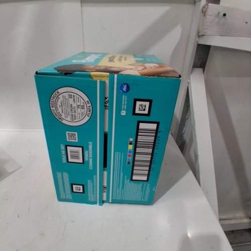 136PK PAMPERS SWADDLERS DIAPERS - NEWBORN SIZE image 3