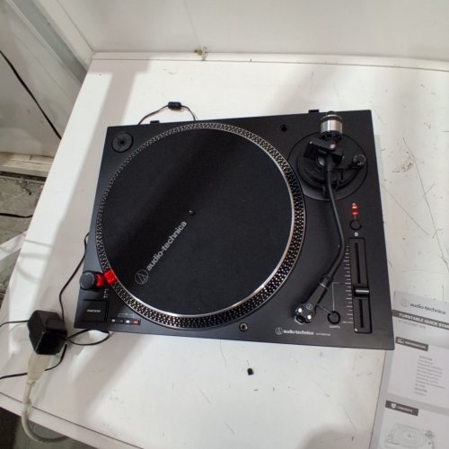 AUDIO-TECHNICA FULLY MANUAL DIRECT-DRIVE ANALOG AND USB TURNTABLE WITH 3 SPEEDS, ANTI-SKATE, AND VARIABLE PITCH CONTROL- BLACK (MODEL: AT-LP120XBT-USB ) image 2