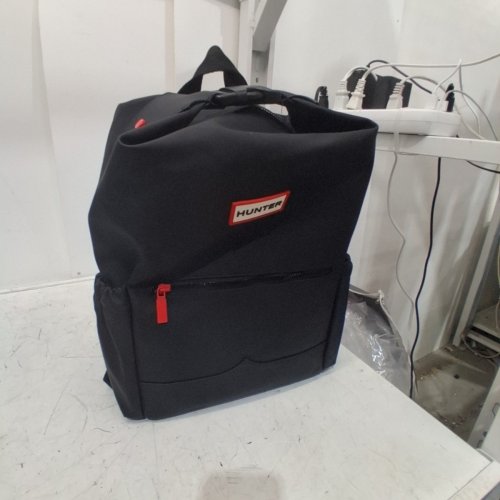HUNTER TOP CLIP BACKPACK WITH LAPTOP POCKET - 16L - BLACK (STYLE: 1960981) image 3