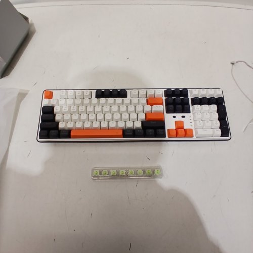 REDRAGON WYVERN PRO WIRED/WIRELESS MECHANICAL KEYBOARD WITH RGB BACKLIGHT, 3-LAYER NOISE DAMPENING, ROUND PBT KEYCAPS, AND CUSTOM LINEAR SWITCH - 2.4G AND BLUETOOTH MODES - WHITE/ORANGE (MODEL: K689) image 4