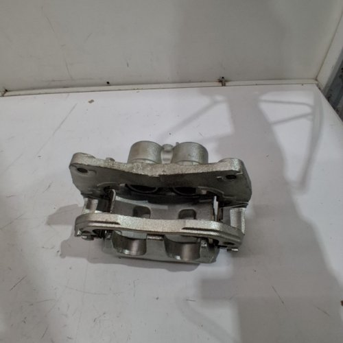 A-PREMIUM FRONT LEFT DRIVER SIDE BRAKE CALIPER WITH BRACKET - FITS SELECT MODELS - SILVER (MODEL: BCB93349-C) image 4