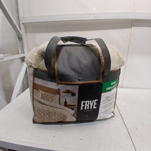 3PC FRYE FAUX FUR COMFORTER SET - KING - BEIGE (MODEL:1796288) image 2