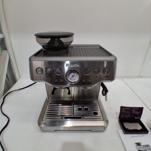 BREVILLE THE BARISTA EXPRESS ESPRESSO MACHINE WITH BUILT-IN GRINDER & MILK FROTHER - BRUSHED STAINLESS STEEL (MODEL: BES870XL/B) image 3