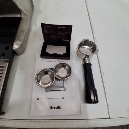 BREVILLE THE BARISTA EXPRESS ESPRESSO MACHINE WITH BUILT-IN GRINDER & MILK FROTHER - BRUSHED STAINLESS STEEL (MODEL: BES870XL/B) image 4