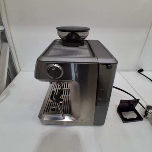BREVILLE THE BARISTA EXPRESS ESPRESSO MACHINE WITH BUILT-IN GRINDER & MILK FROTHER - BRUSHED STAINLESS STEEL (MODEL: BES870XL/B) image 10