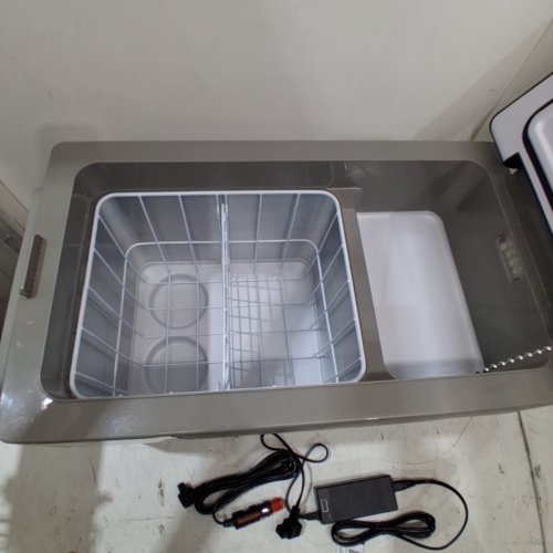 EUHOMY CAR ELECTRIC REFRIGERATOR COOLER WITH APP CONTROL - 32QT - 12V - GREY (MODEL: CF001-35GR-CAEH)) image 5