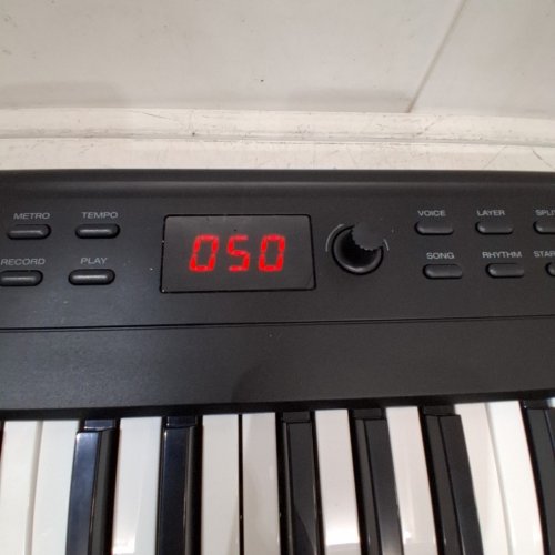 ALESIS RECITALS PLAY DIGITAL KEYBOARD PIANO WIRED/WIRELESS WITH 480 SOUNDS & STAND - BLACK/WHITE - (MODEL: RECITALPLAY) 88 KEYS - image 3