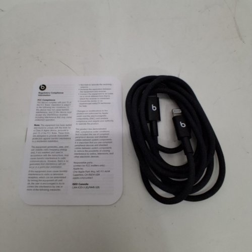 BEATS USB-C TO LIGHTNING BRAIDED CHARGING CABLE - 1.5M/5FT - BLACK image 2