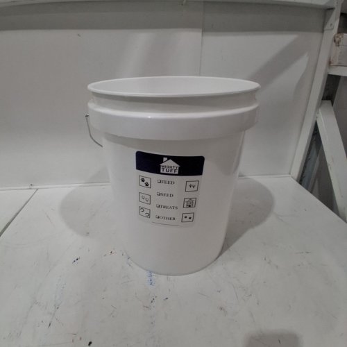 AIRTIGHT PET FOOD/FEED STORAGE CONTAINER - 5GAL - WHITE - (MODEL: PLPN0003) image 2