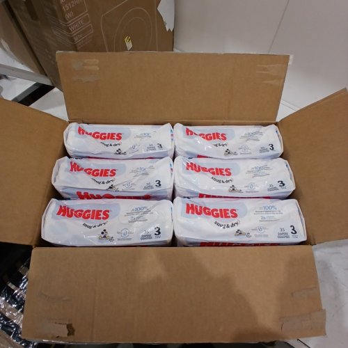 210PK HUGGIES SNUG AND DRY DIAPERS - SIZE 3 - WHITE image 2
