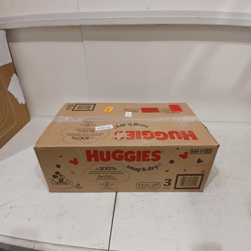 210PK HUGGIES SNUG AND DRY DIAPERS - SIZE 3 - WHITE image 3