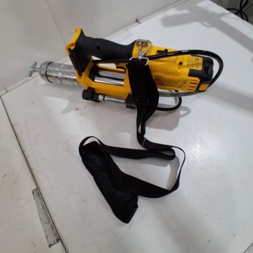 DEWALT VARIABLE 2 SPEED GREASE GUN - 20V - 10000 PSI (MODEL: DCGG581B) image 3