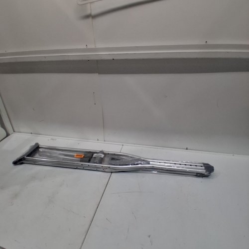 BIOS LIVING SET OF ALUMINUM CRUTCHES - ADULT - SILVER image 3