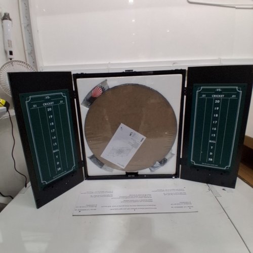 AMAZON BASICS REGULATION SIZE DARTBOARD CABINET SET - 6 DARTS INCLUDED - 18" image 2