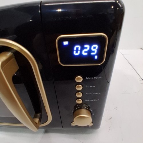 FRIGIDAIRE RETRO MICROWAVE OVEN - 0.7CU.FT - 700W - RETRO BLACK/GOLD (MODEL: EMW788-BLACKGLD) image 2