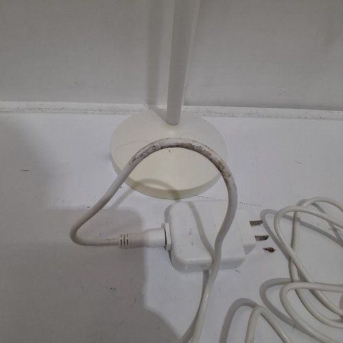 IKEA NÄVLINGE LED DESK LAMP - 220 LM - WHITE (MODEL: A1901) image 5
