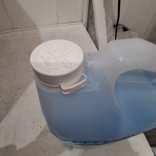 LAURENTIDE AUTOMOBILE PRODUCTS WINDSHIELD WASHER FLUID, REMOVES ICE + FROST - 3.78L (-40C) image 3