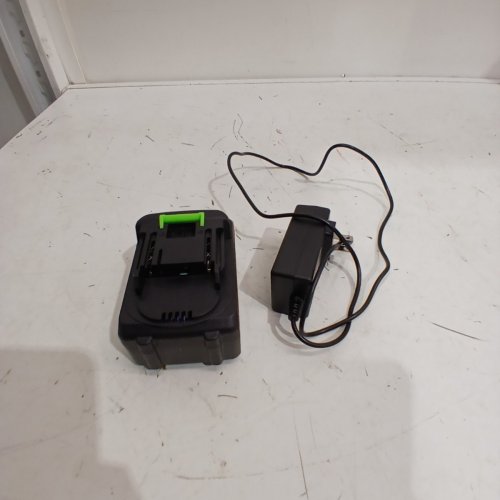 2PC LITHIUM-ION BATTERY AND CHARGER - 21 V 3.0 AH - BLACK / GREEN image 4