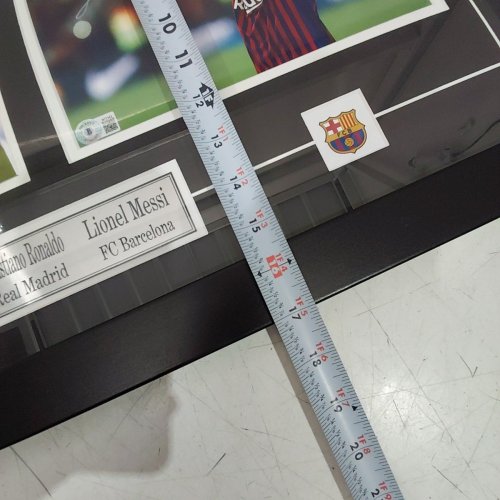 100% AUTHENTIC SIGNED Cristiano RONALDO REAL MARDRID & LIONEL MESSI FC BARCELONA FRAMED PICTURES - BECKETT COA - 28.5" X 17" - BLACK image 12