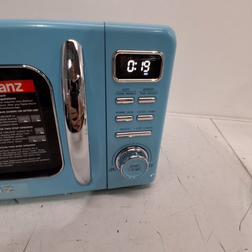 GALANZ RETRO-STYLE DIGITAL MICROWAVE OVEN - 0.7CU FT - BEBOP BLUE (MODEL: GLCMKZ07BER07) image 3