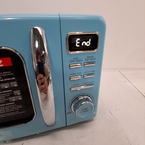 GALANZ RETRO-STYLE DIGITAL MICROWAVE OVEN - 0.7CU FT - BEBOP BLUE (MODEL: GLCMKZ07BER07) image 5