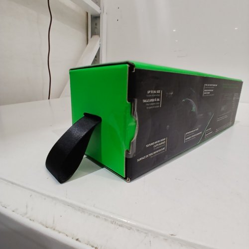 RAZER GIGANTUS V2 CLOTH GAMING MOUSE PAD - MEDIUM (10"X14") image 3