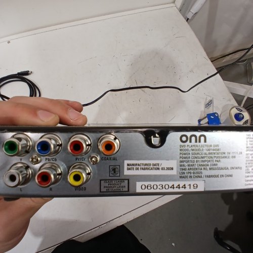 ONN. HDMI DVD PLAYER - BLACK (MODEL: 100144581) image 6