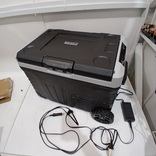 EUHOMY PORTABLE ELECTRIC REFRIGERATOR - 35L CAPACITY - BLACK (MODEL: CFB-35) image 4