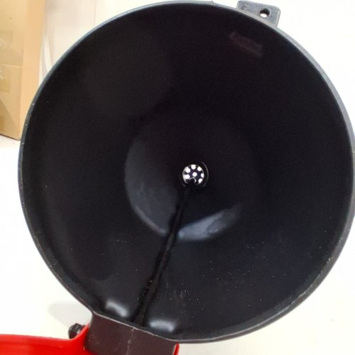 ULTRATECH ULTRA-BURP-FREE FUNNEL - RED AND BLACK (MODEL: 0651) image 4