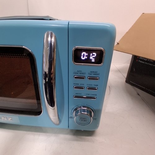 GALANZ RETRO-STYLE DIGITAL MICROWAVE OVEN - 0.7CU.FT - BLUE (MODEL: GLCMKZ07BER07) image 3