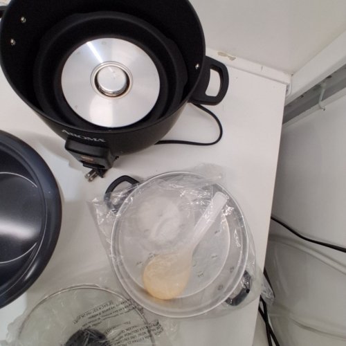 AROMA RICE COOKER AND FOOD STEAMER - 6CUP - (MODEL:ARC-743-1NGB) image 4