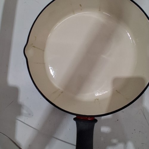 2PC TRAMONTINA ENAMELED CAST IRON SKILLETS - 10" & 12" - WHITE/RED (MODEL: 1529471) image 4