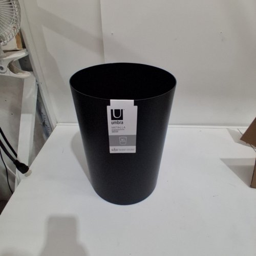 UMBRA METALLA PLASTIC TRASH CAN - 18L (4.75GAL) - BLACK (MODEL: 082870-224-A61) image 2