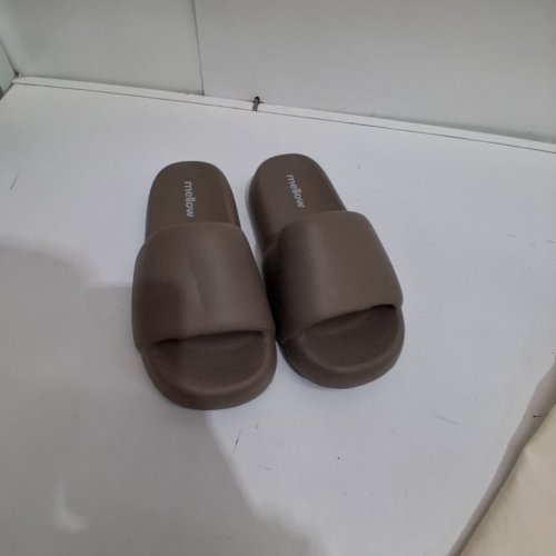 UNISEX MELLOW SOFT CLOUD SLIDES / SLIPPERS - MEN'S: 5-6 / WOMEN'S 6-7 - TAUPE image 2