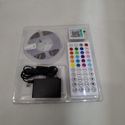 RADIANTFLUX RGB LED STRIP LIGHTS WITH REMOTE CONTROL - 16.4FT image 3