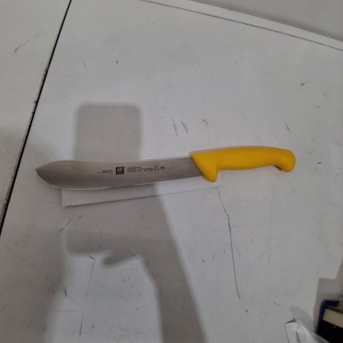 ZWILLING J.A. HENCKELS PROFESSIONAL GRADE TWIN MASTER BUTCHERS KNIFE - 8" - STAINLESS STEEL/ YELLOW (MODEL: 32106-200) image 2